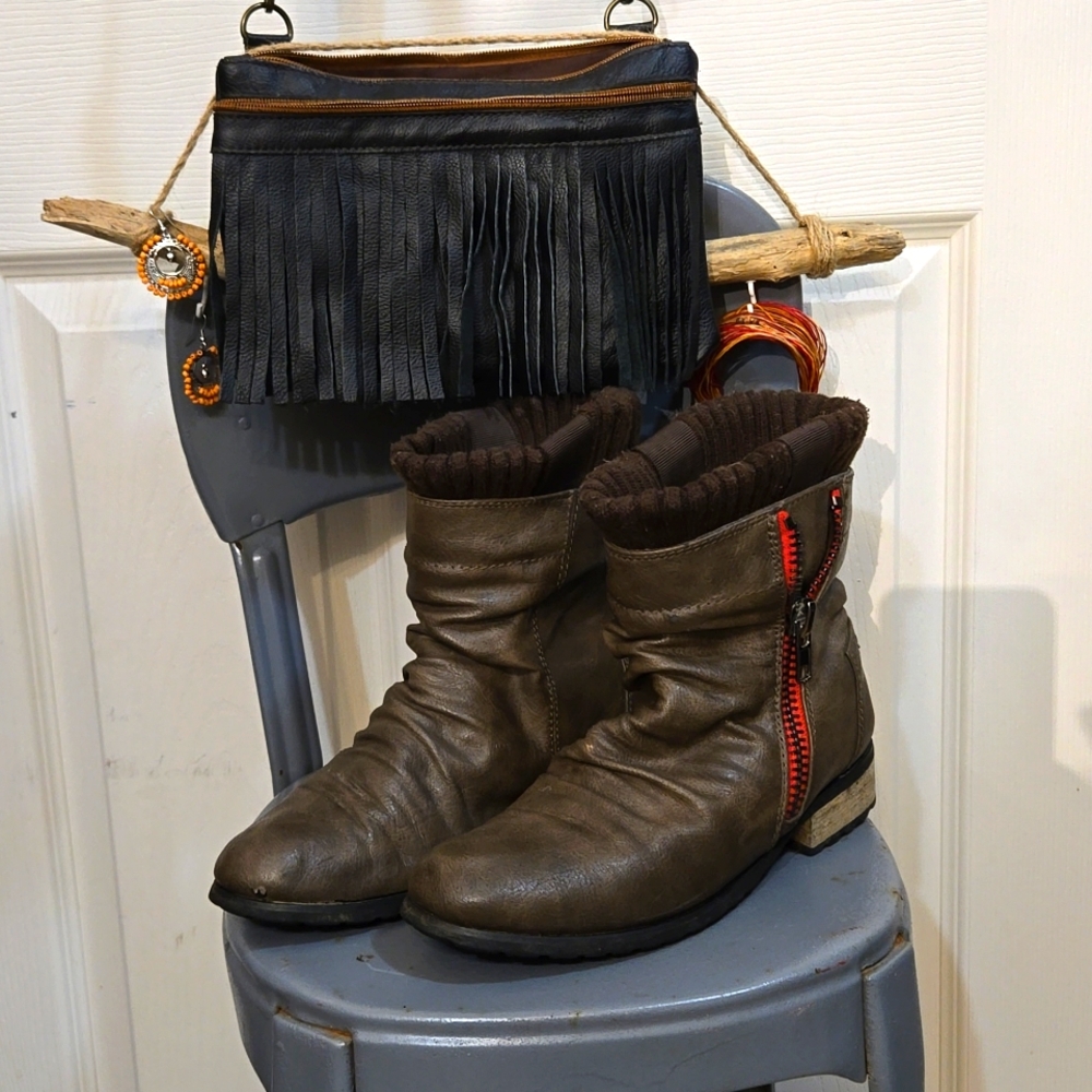 Ankle boots,brown,vegan leather,hip,western,boho Size:7 vintage